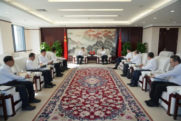 白忠泉董事長與河北省副省長趙新海會(huì)談